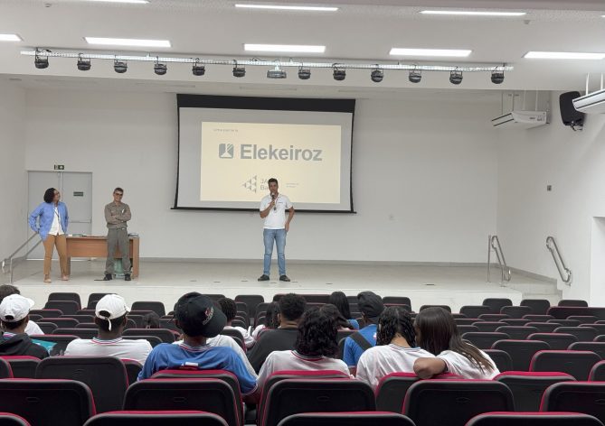 Apoio a programa socioambiental educação empreendedora indústria química